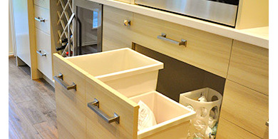 Light wooden garbage pullout